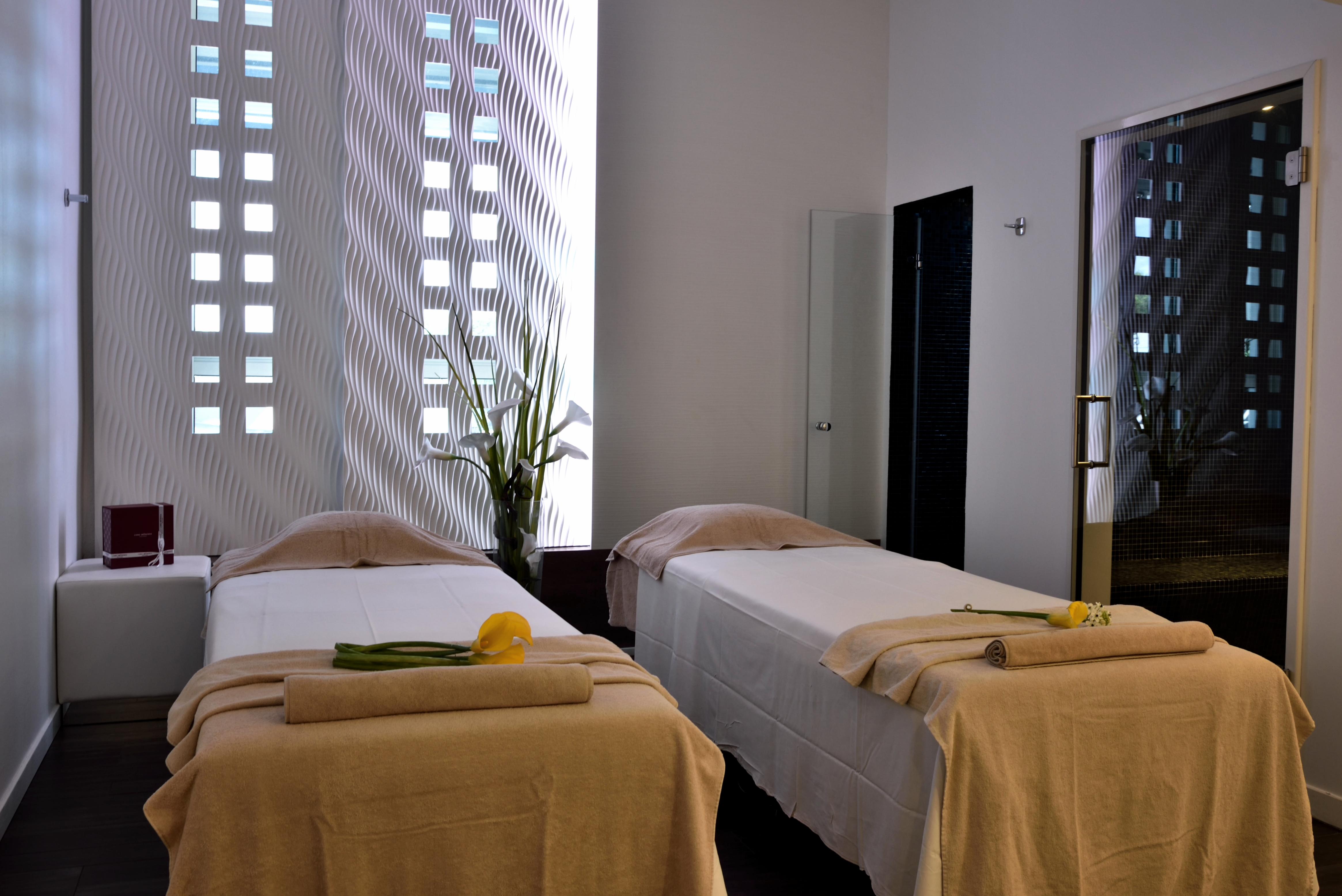 Mouratoglou Hotel & Resort Biot Bagian luar foto