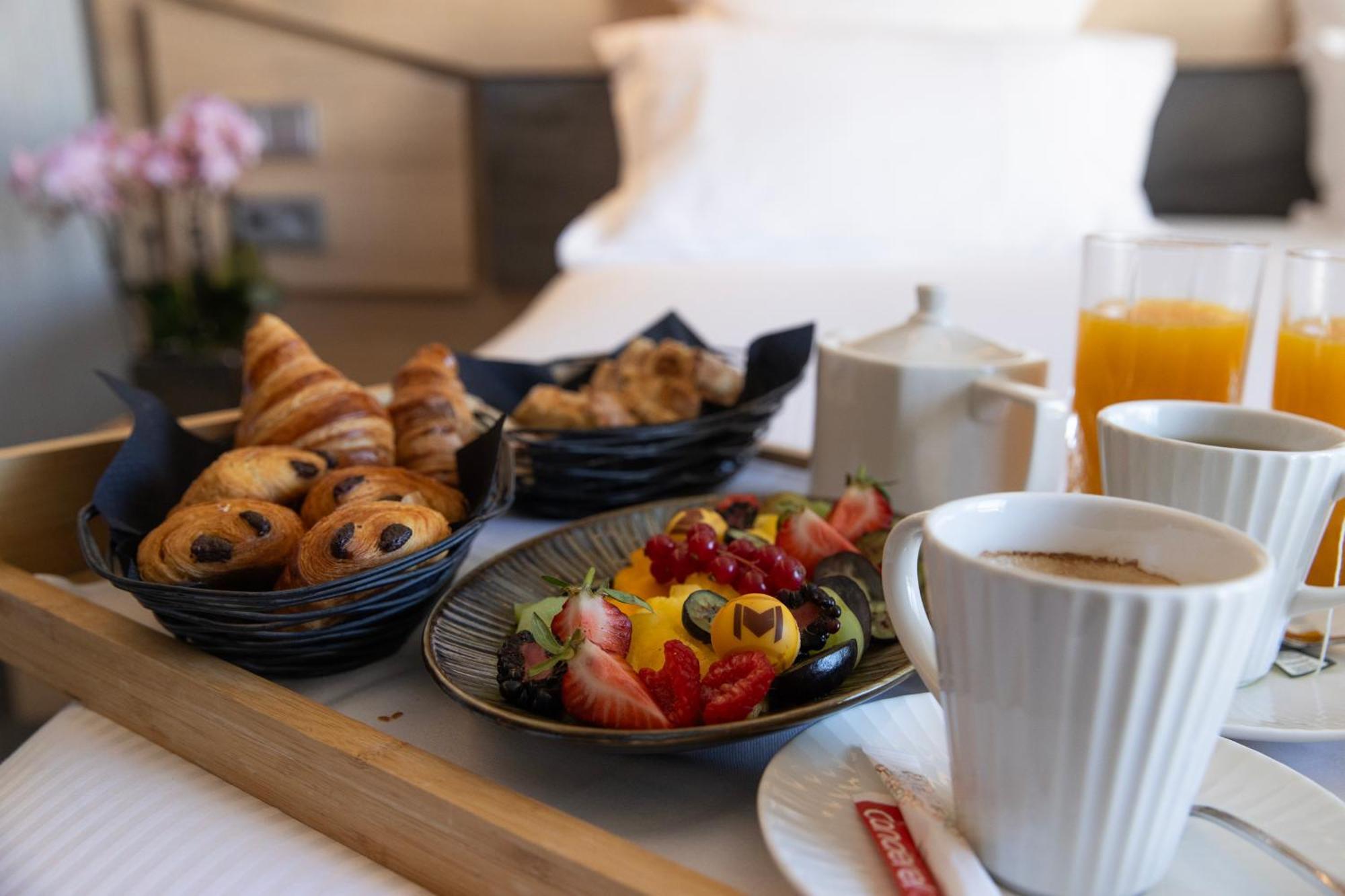 Mouratoglou Hotel & Resort Biot Bagian luar foto
